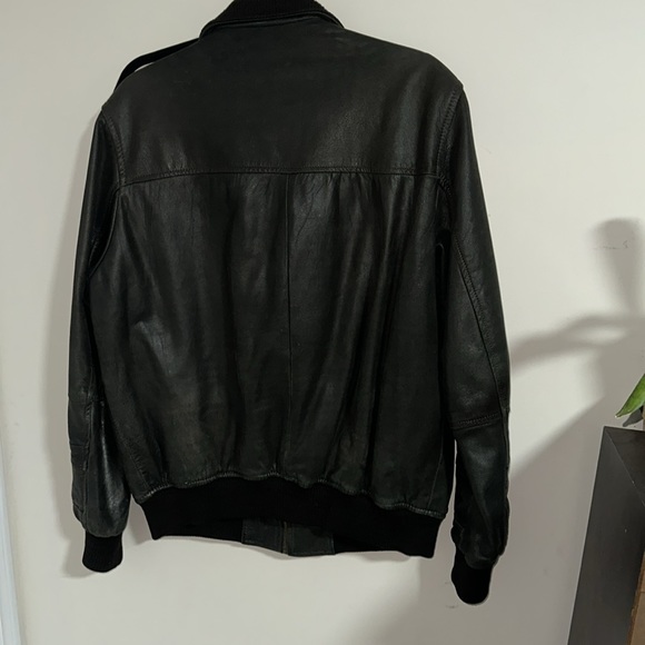 Large Leather Jacket - Picture 4 of 5